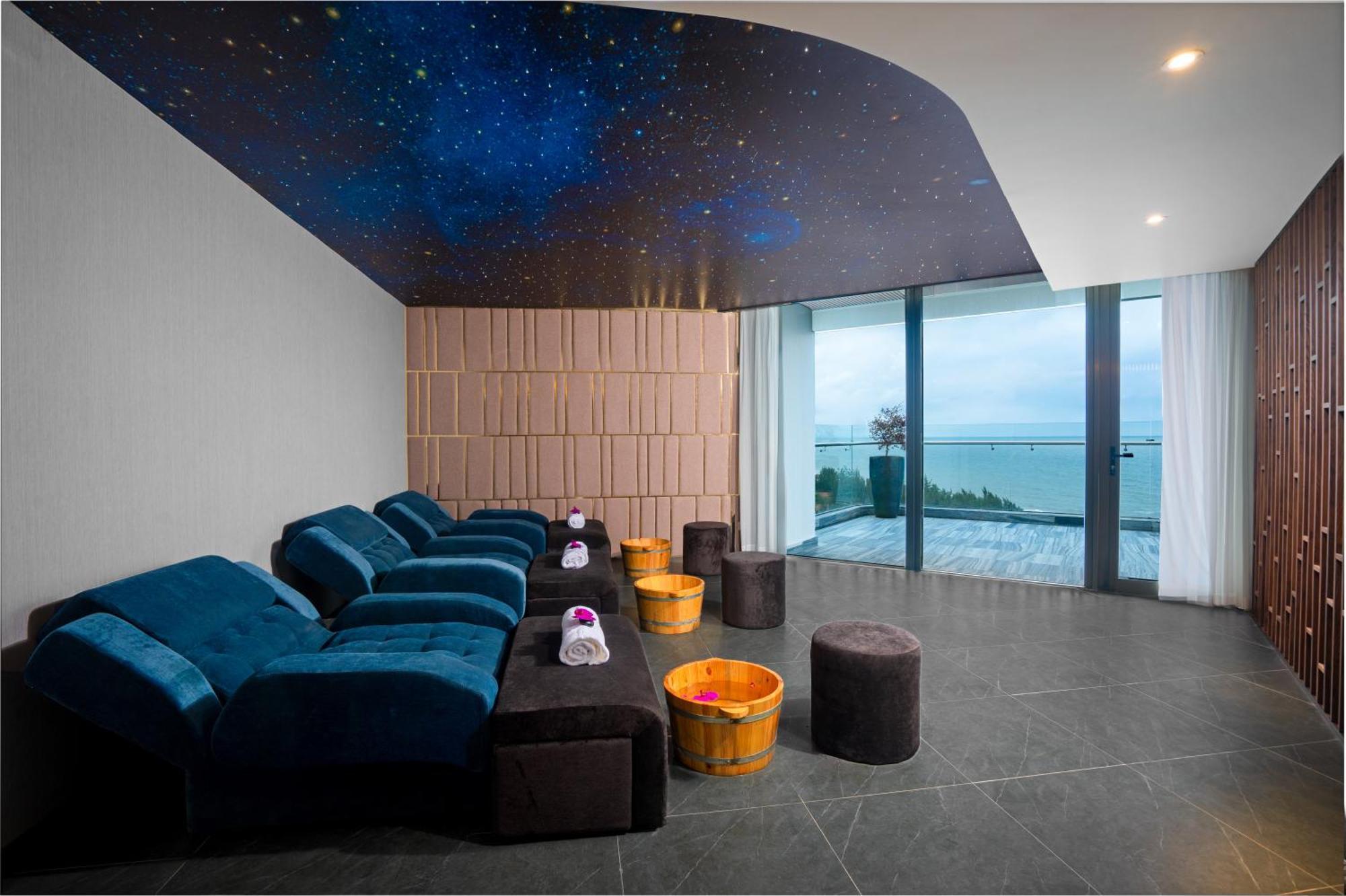 Poseido Hotel Quang Binh Донгхой Экстерьер фото