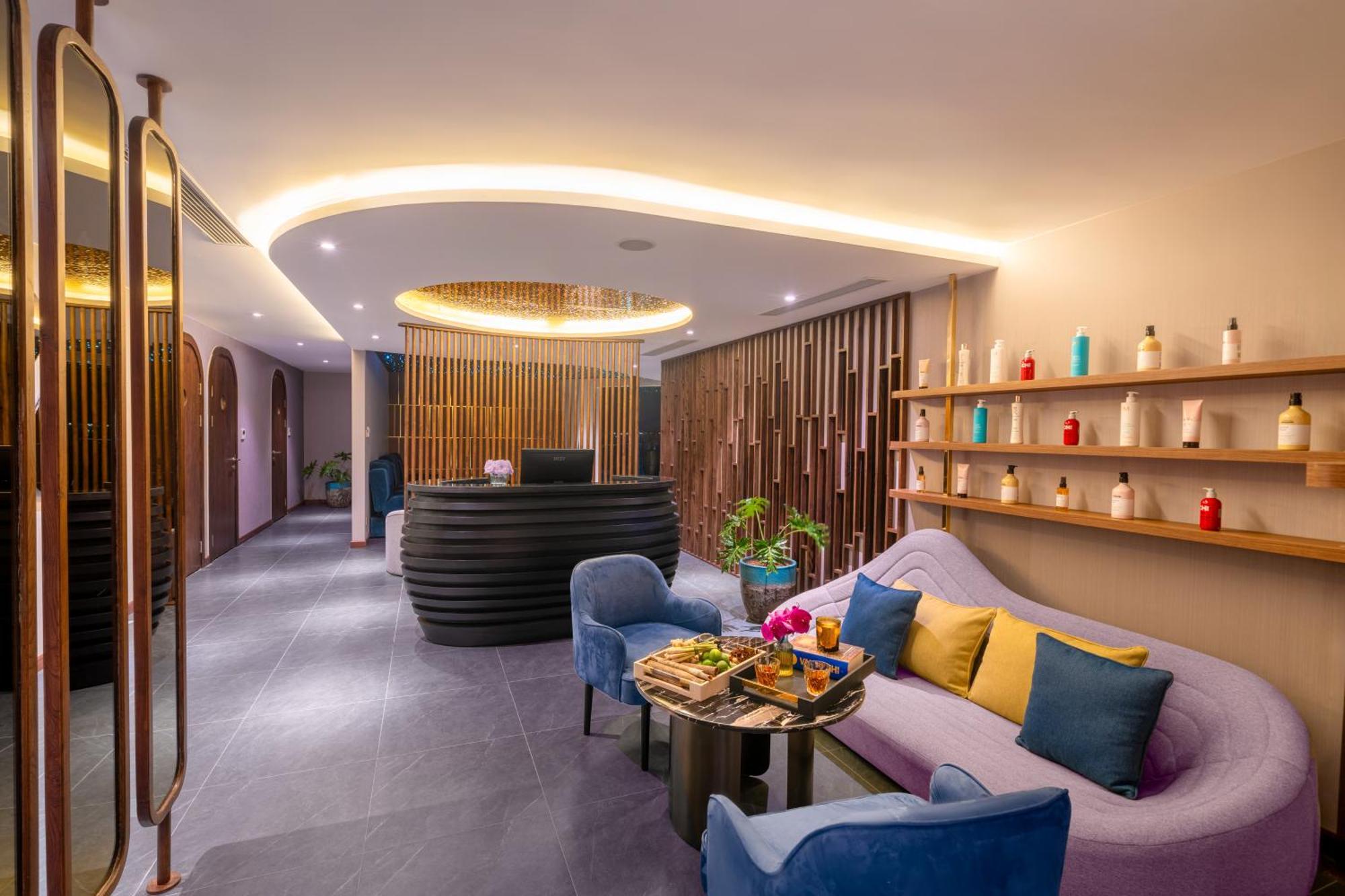 Poseido Hotel Quang Binh Донгхой Экстерьер фото