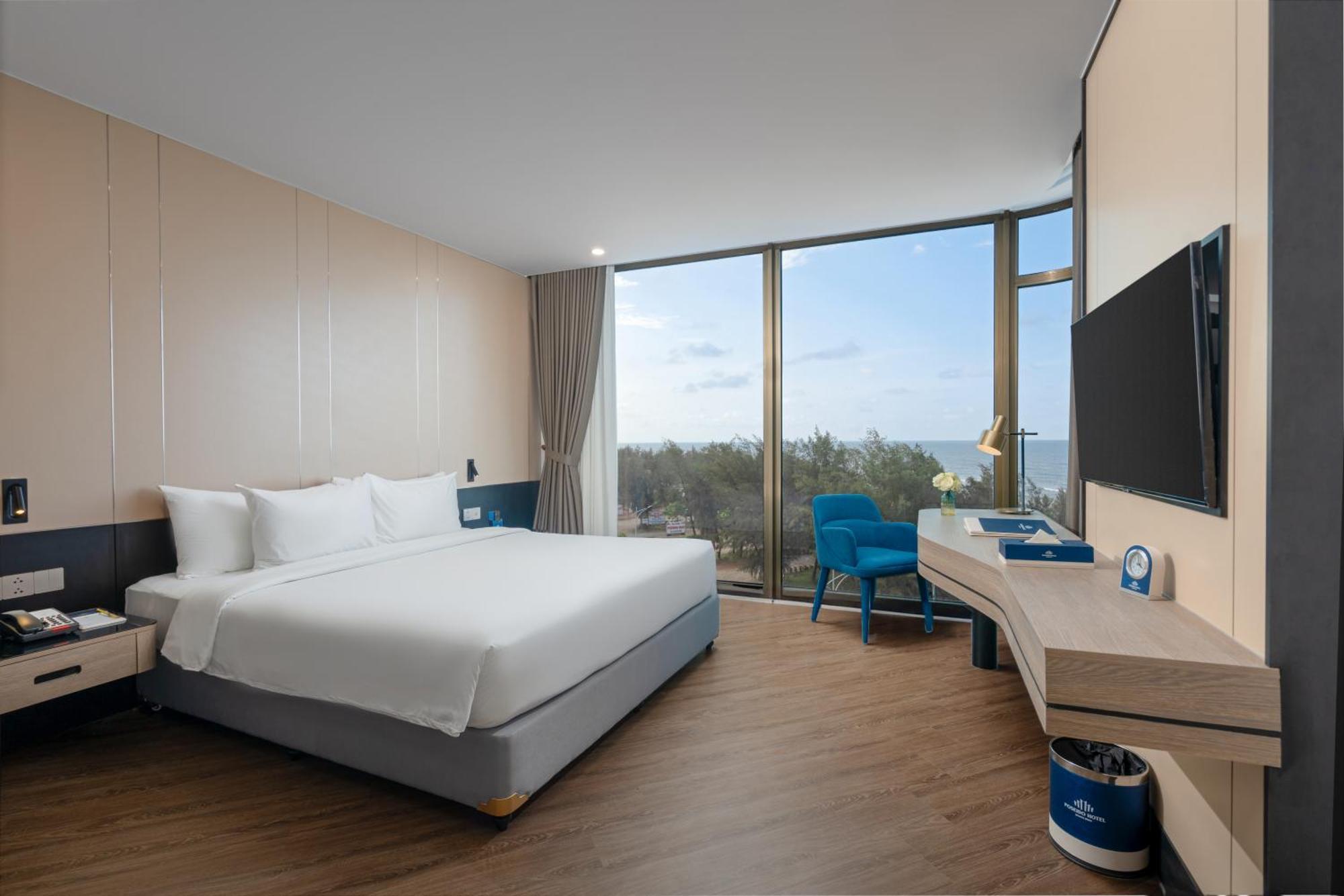 Poseido Hotel Quang Binh Донгхой Экстерьер фото