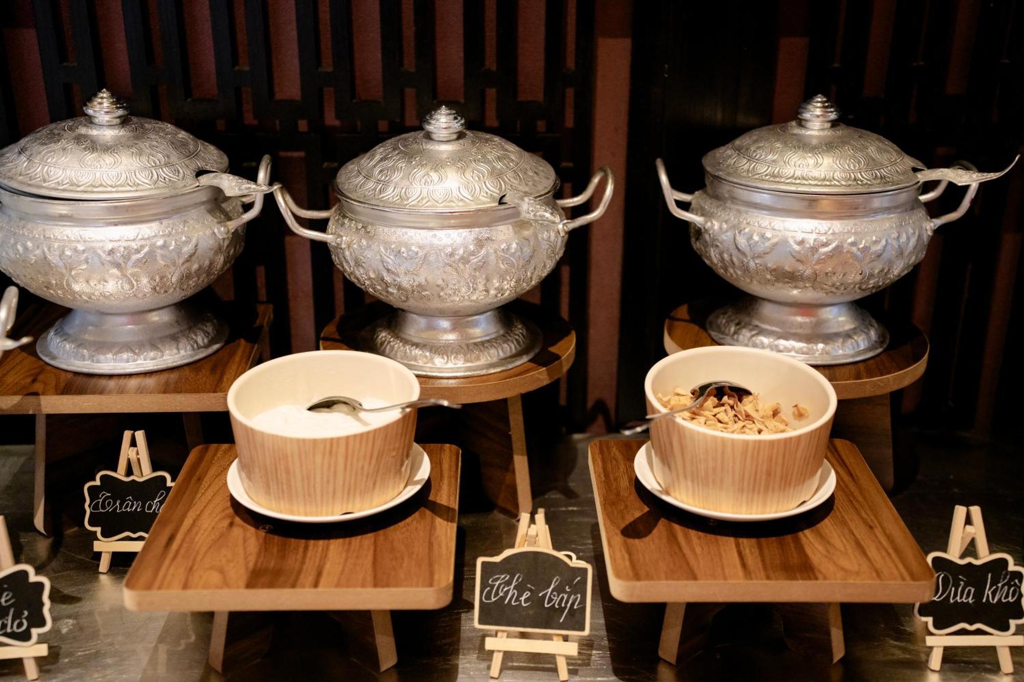 Poseido Hotel Quang Binh Донгхой Экстерьер фото